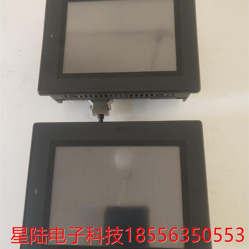 KEYNCE基恩士VT3-Q5S触摸屏两台!通电正常触摸灵敏
