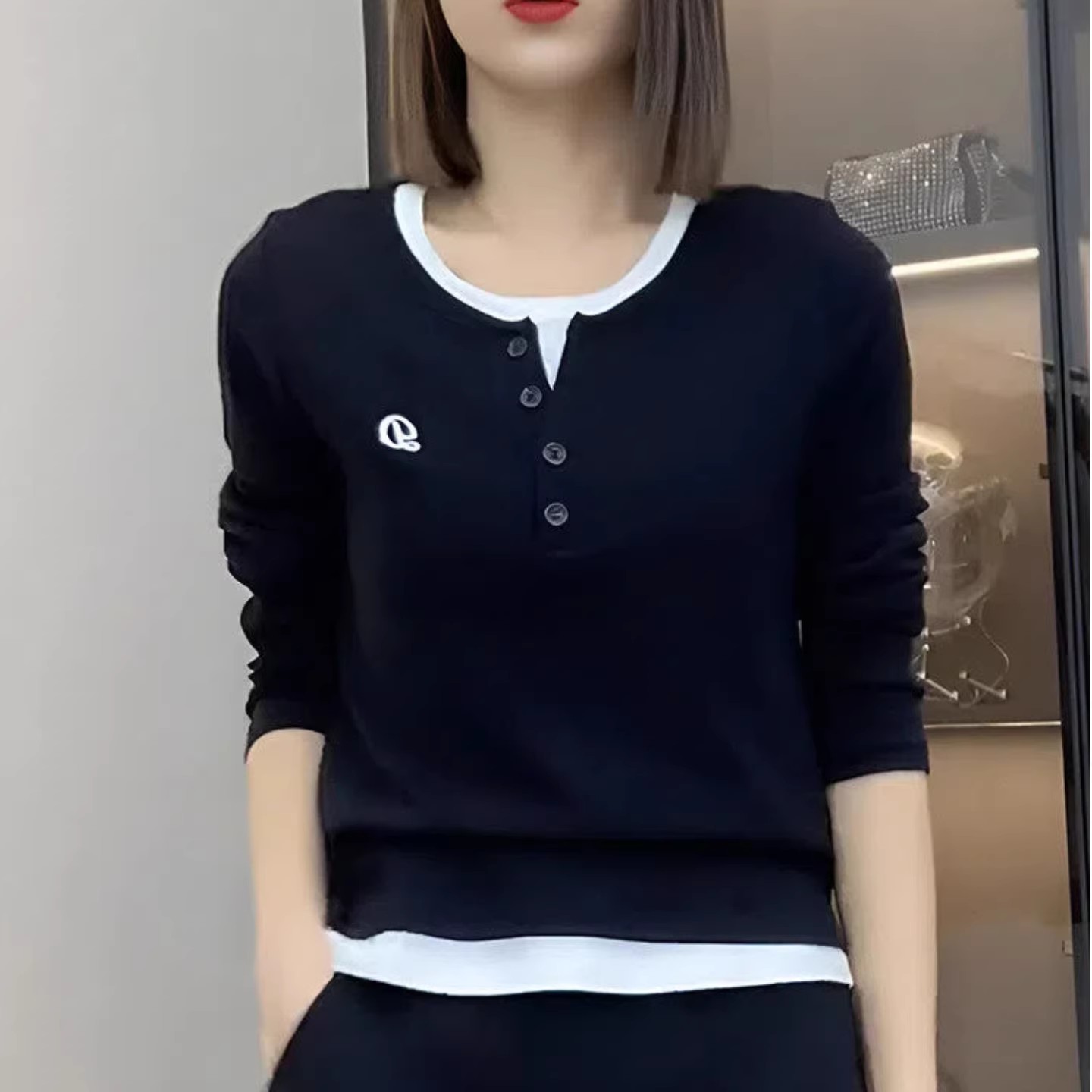 2026年春秋新款韩版假两件长袖圆领T恤女拼接显瘦打时尚休闲上衣
