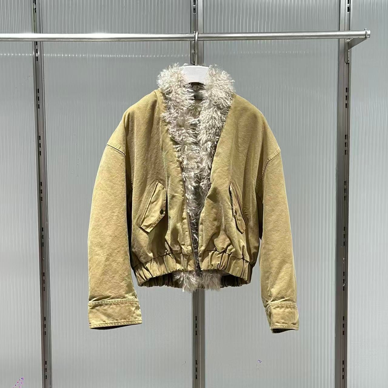 新品羽绒服休闲复古毛领
