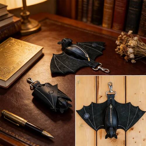 Gothic Bat Coin Purse & Keychain? PU Leather Zippered Wallet