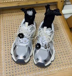 韩国小众潮流珍珠芭蕾鞋带扣鬼冢虎钻石花朵配饰适配V2K银色鞋子