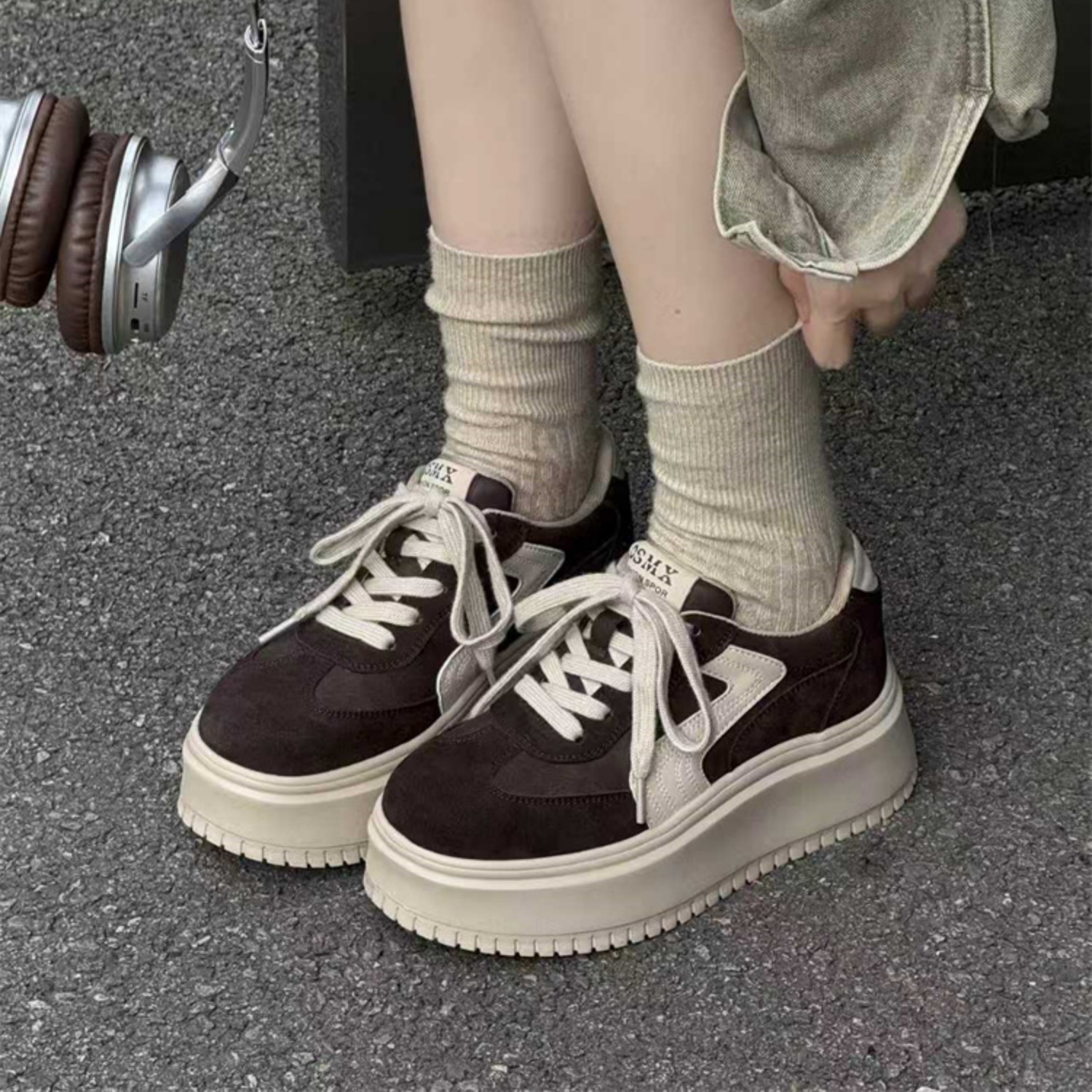 爆款厚底小众拼接复古舒适休闲鞋