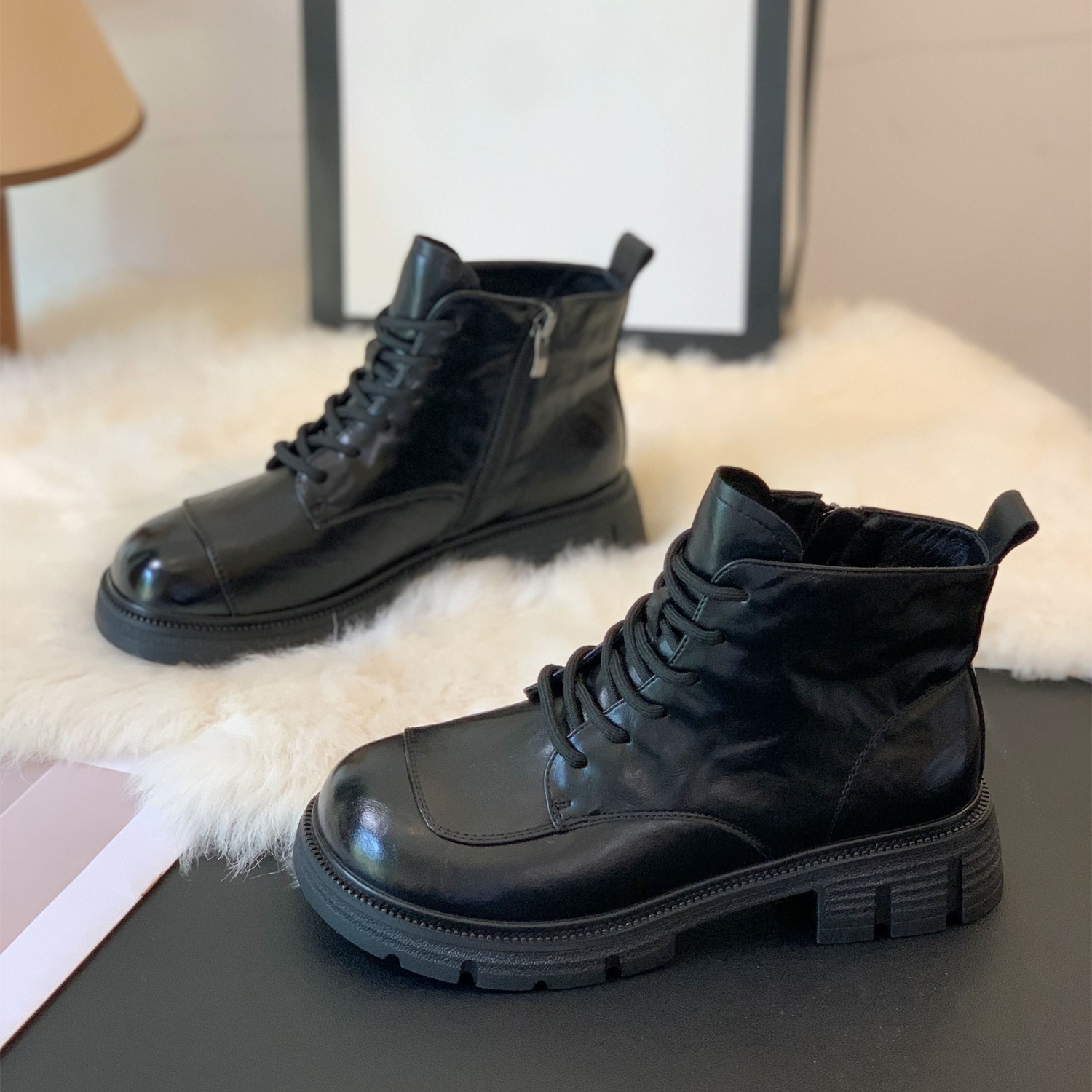 复古小众拼接前系带百搭马丁靴女