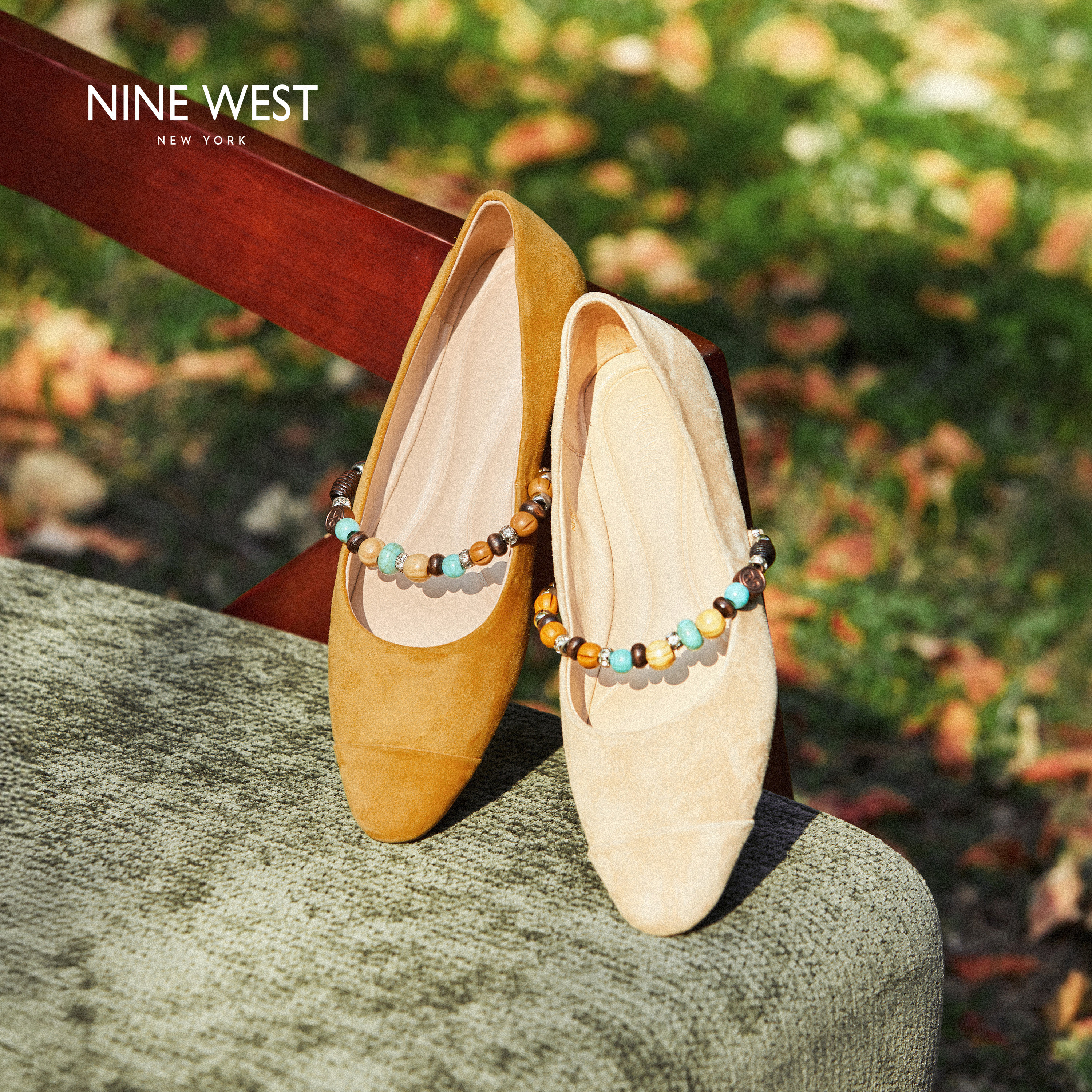 Nine West/玖熙彩珠漫行羊反绒玛丽珍鞋女珠饰复古一字带浅口单鞋