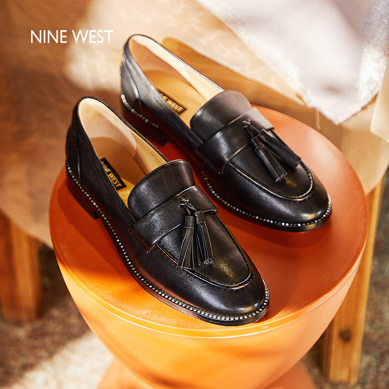Nine West/玖熙流苏乐福鞋女秋季真皮小皮鞋百搭羊反绒一脚蹬单鞋