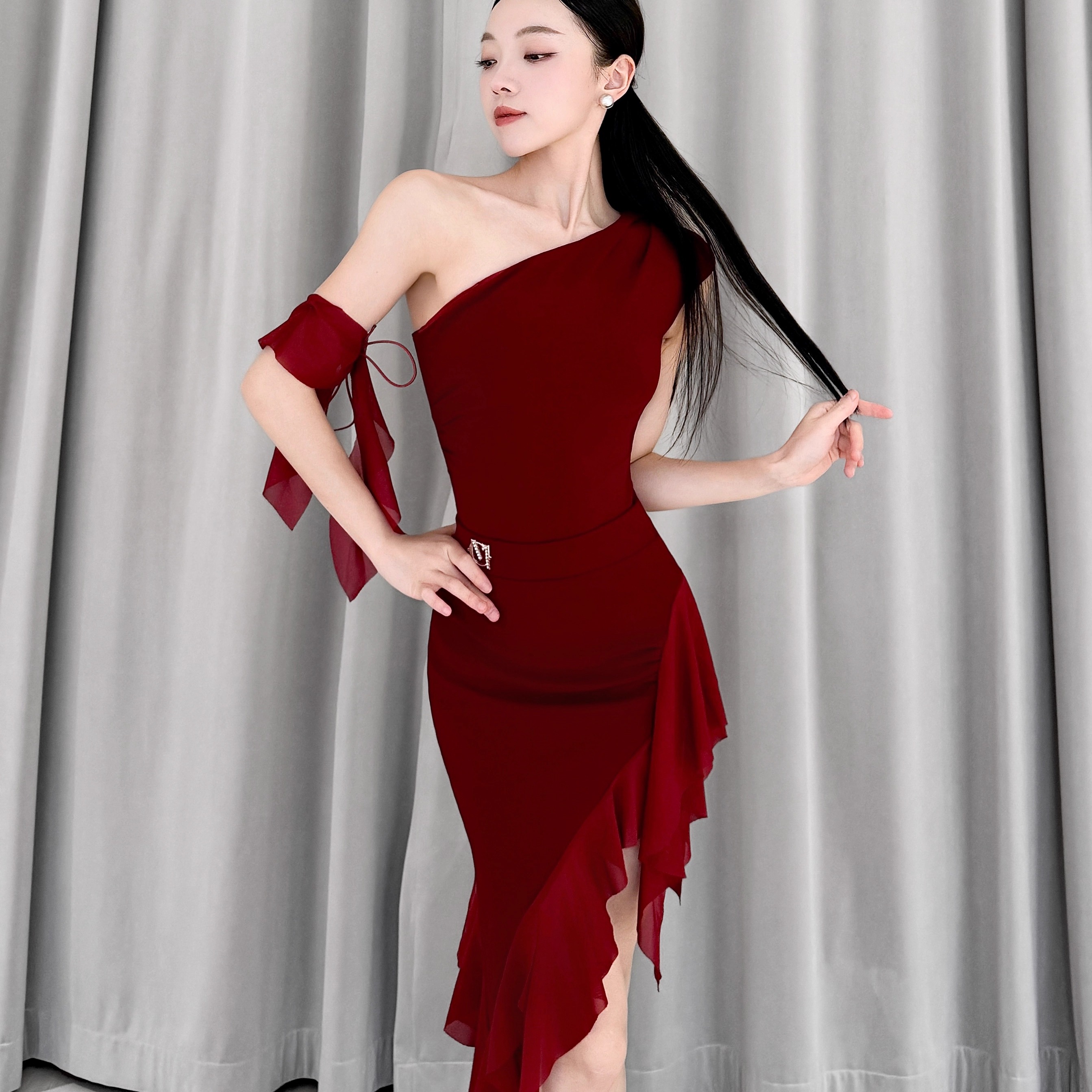 美辰夏季新款拉丁舞服装酒红斜肩上衣半身裙套装练功舞蹈服成人女