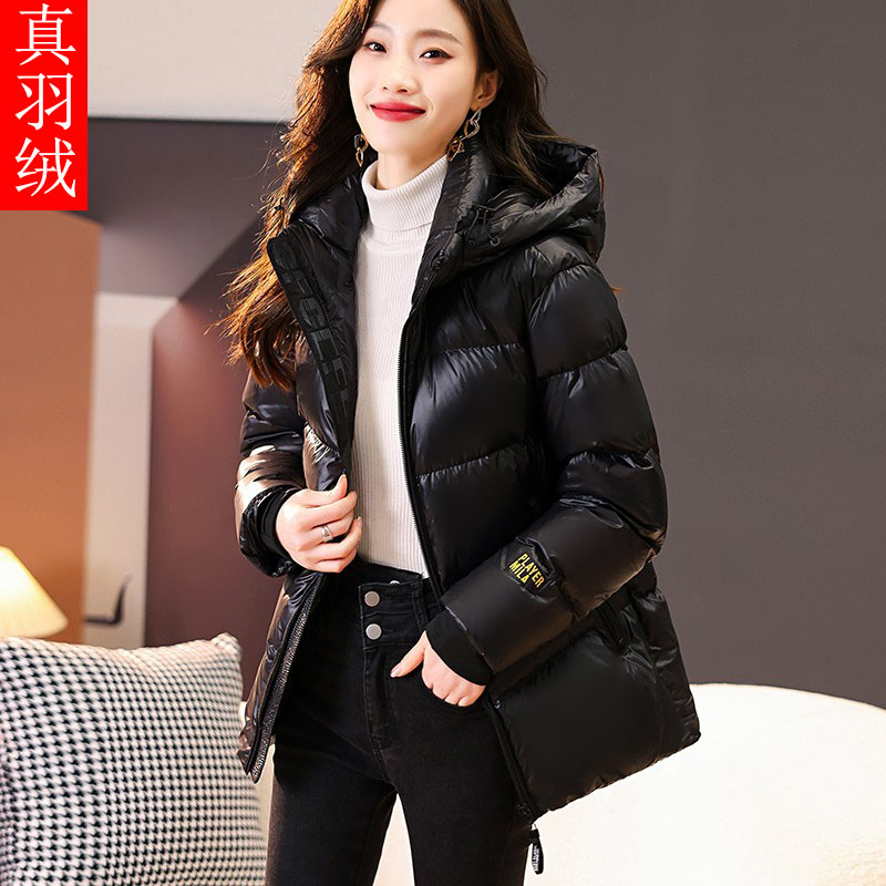 羽绒服女2026新款短款冬季加厚韩版休闲宽松保暖黑金外套潮大码