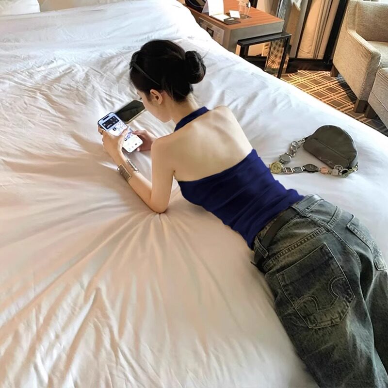 藏青色挂颈吊带背心女夏外穿带胸垫遮副乳音乐节穿搭辣妹露背上衣