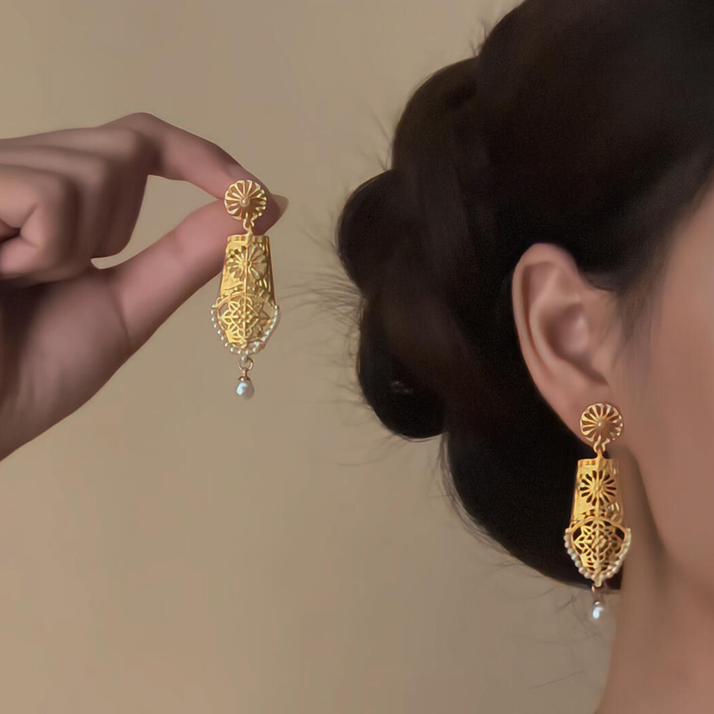 中古复古宫廷风金色镂空花朵耳钉女小众设计感流苏耳环高级感轻奢,饰品/流行首饰/时尚饰品新,耳钉,淘宝优惠券,粉丝福利购,淘宝优惠卷