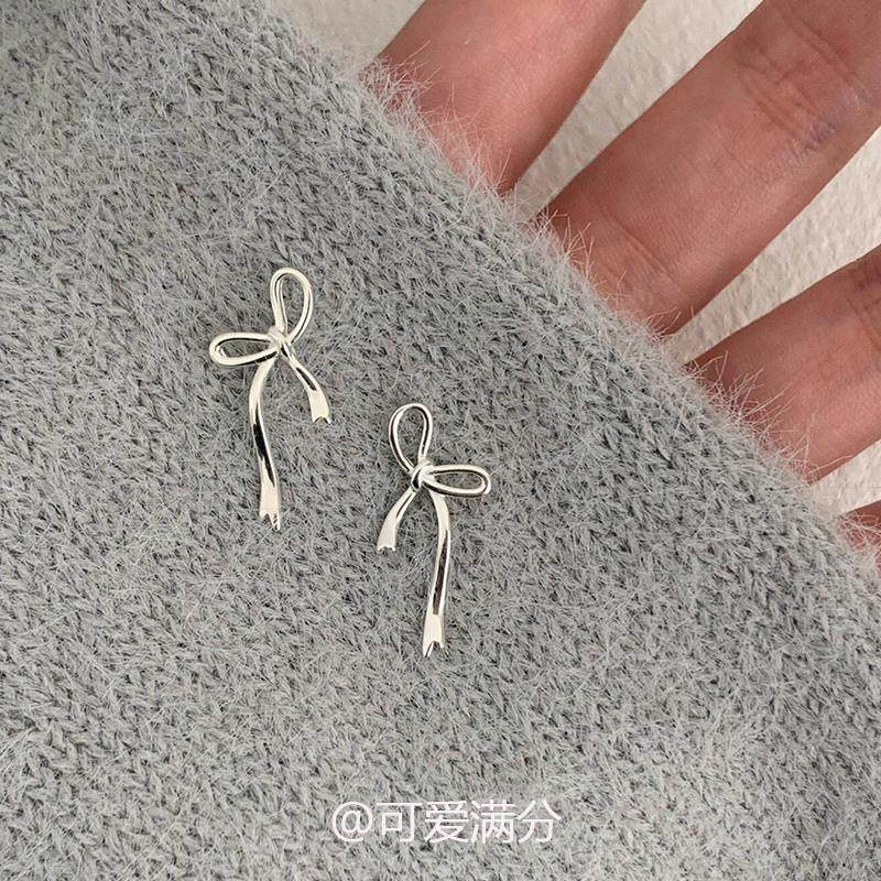 飘带蝴蝶结耳钉轻奢高级感气质大气简约小众独特耳环2025新款爆款,饰品/流行首饰/时尚饰品新,耳环,淘宝优惠券,粉丝福利购,淘宝优惠卷