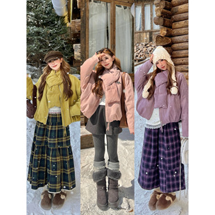 林诗琦NICKIDAILY【温暖暴击！四色百搭休闲配围脖短款羽绒服外套