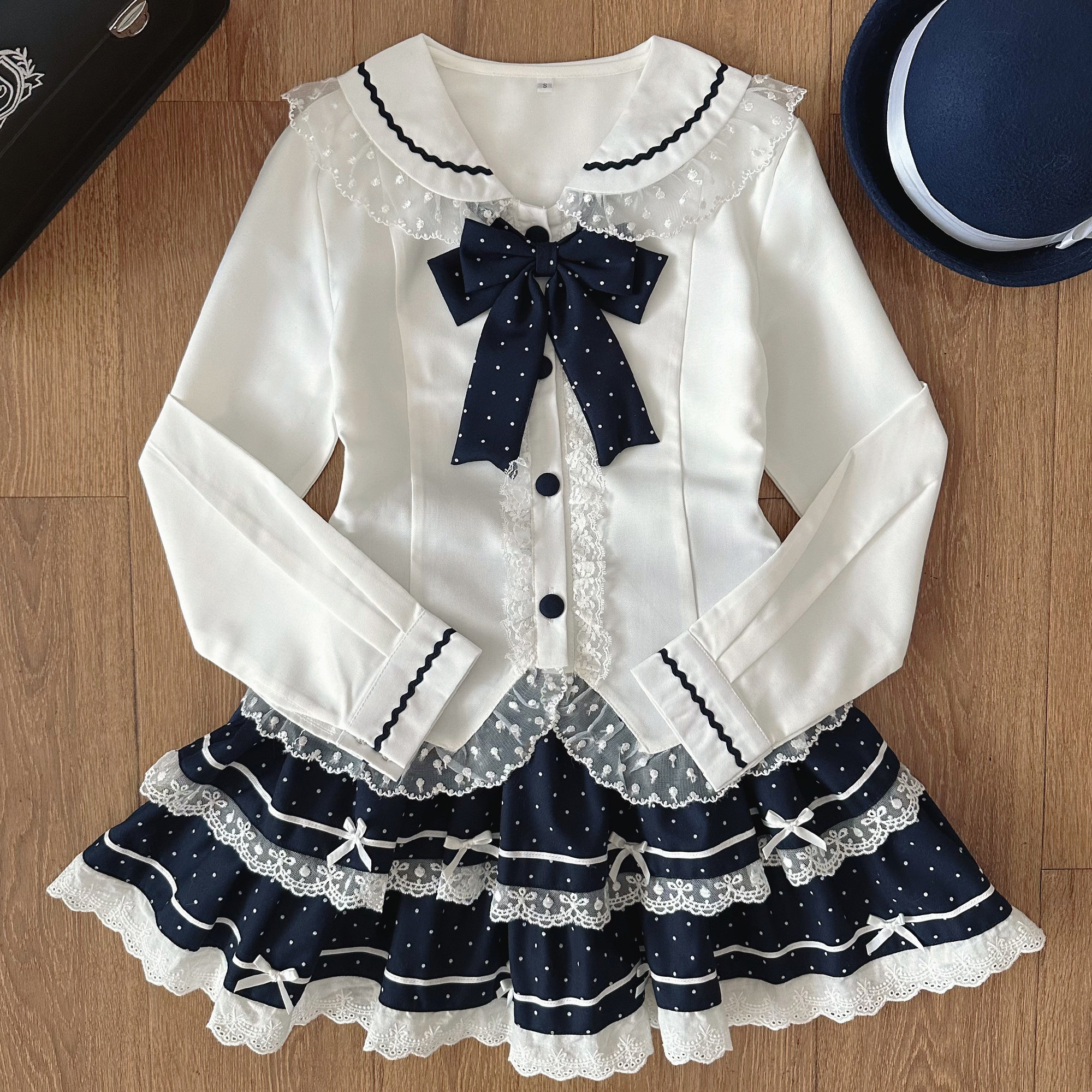 小猫不卷妙也可原创波点水手服软妹服蓬蓬裙长袖收腰蛋糕裙百褶裙