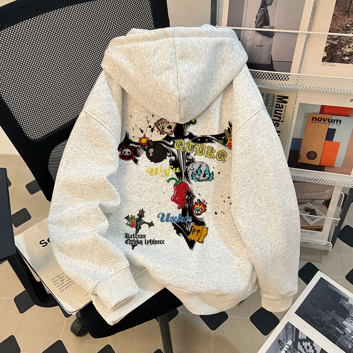 秋冬季新款复古十字架印花男童加绒连帽卫衣宽松慵懒风中大童外套