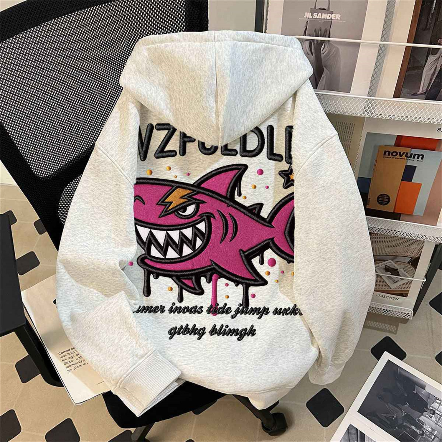 男女童秋冬装潮酷卡通鲨鱼连帽卫衣宽松带帽上衣个性印花拉链外套
