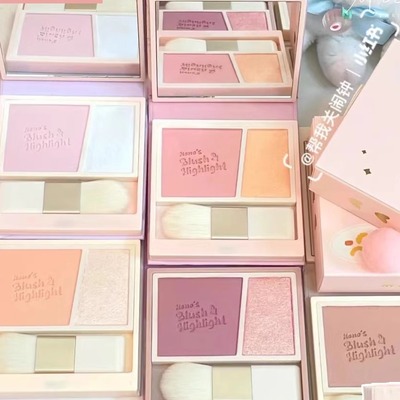 现货奈玑子腮红高光一体盘