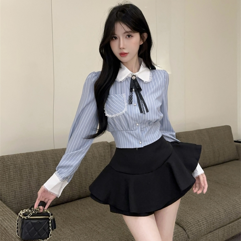 设计感蓝色条纹收腰衬衫女花边短款衬衣早秋显瘦学院风上衣