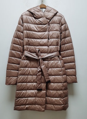 意奢去标冬季时尚百搭保暖连帽羽绒服休闲中长款白鹅绒P311女装