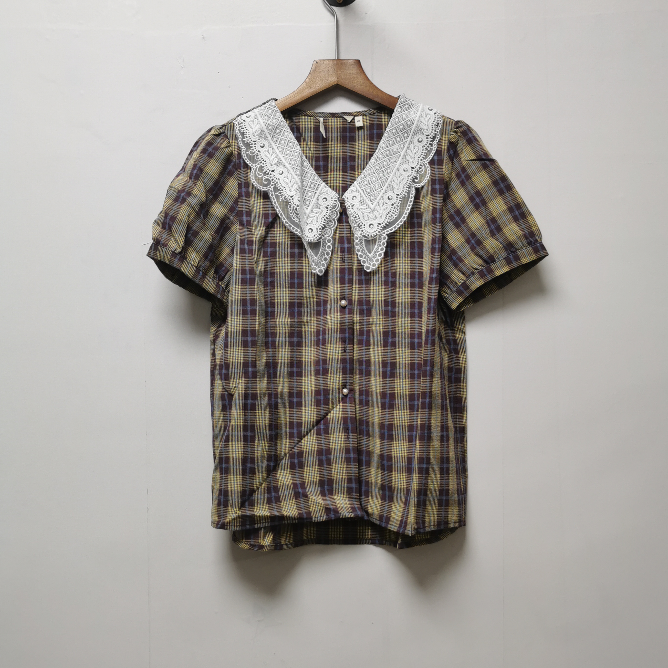 【艺】系列去标撤柜女装夏季新款时尚百搭田园风休闲格子衬衫C051