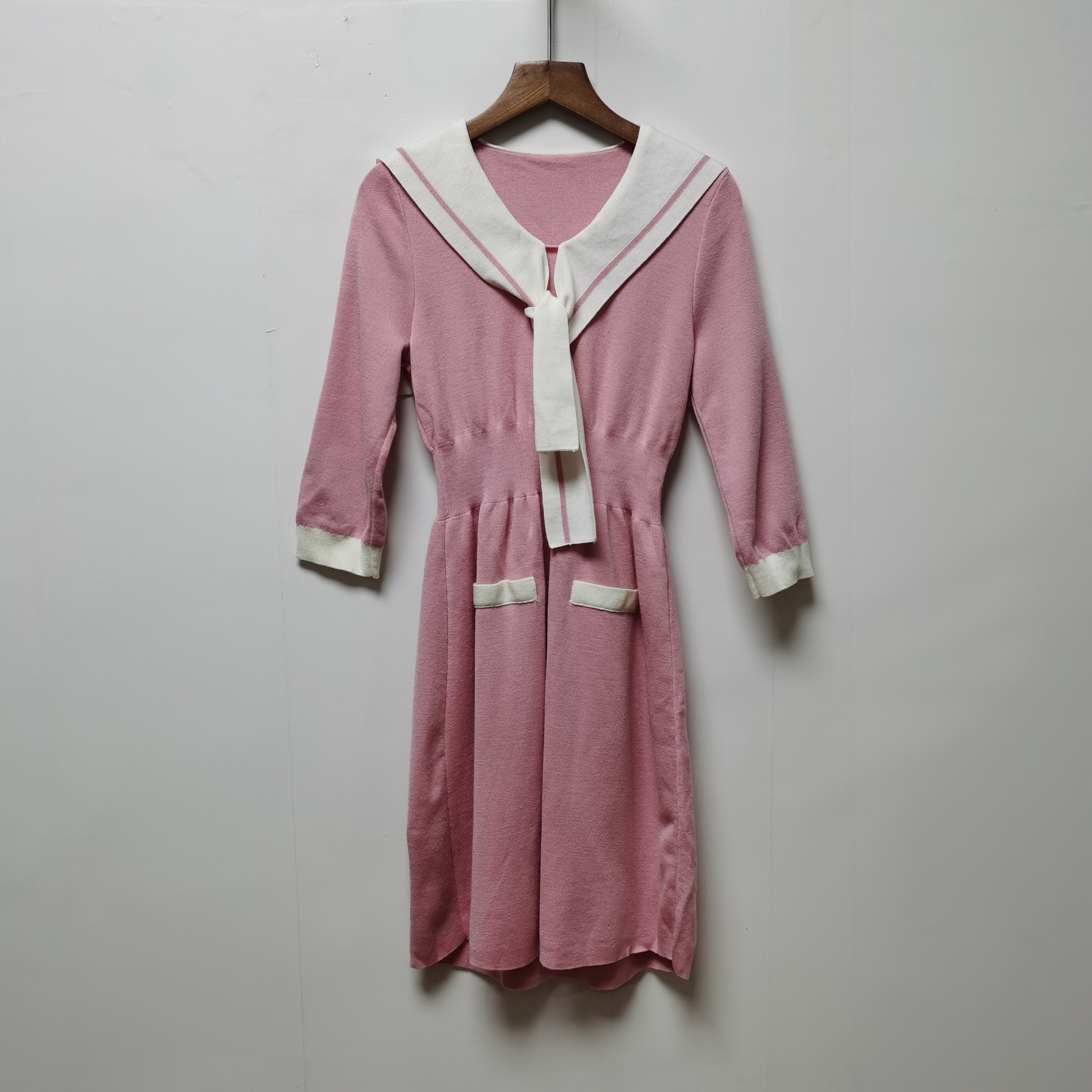 去标的2024秋冬新款法式小香风连衣裙修身收腰商场同款小个子1860