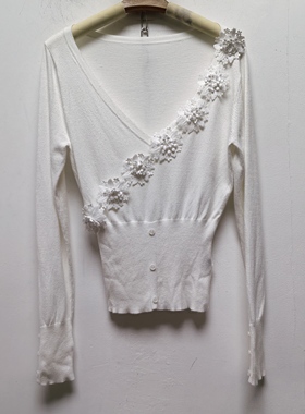 T去标撤柜设计感春秋款女装休闲时尚V领宽松针织毛衣上衣女N225