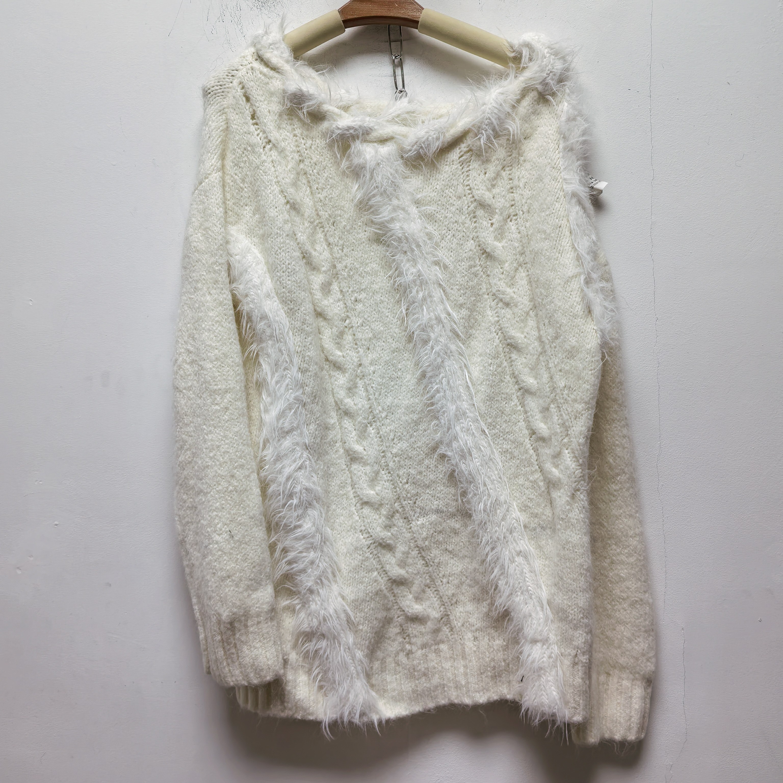 T去标撤柜设计感秋冬款女装休闲时尚麻花针织毛衣上衣女N417