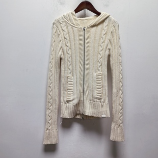 T去标撤柜设计感春秋款女装休闲时尚连帽针织拉链开衫女N535