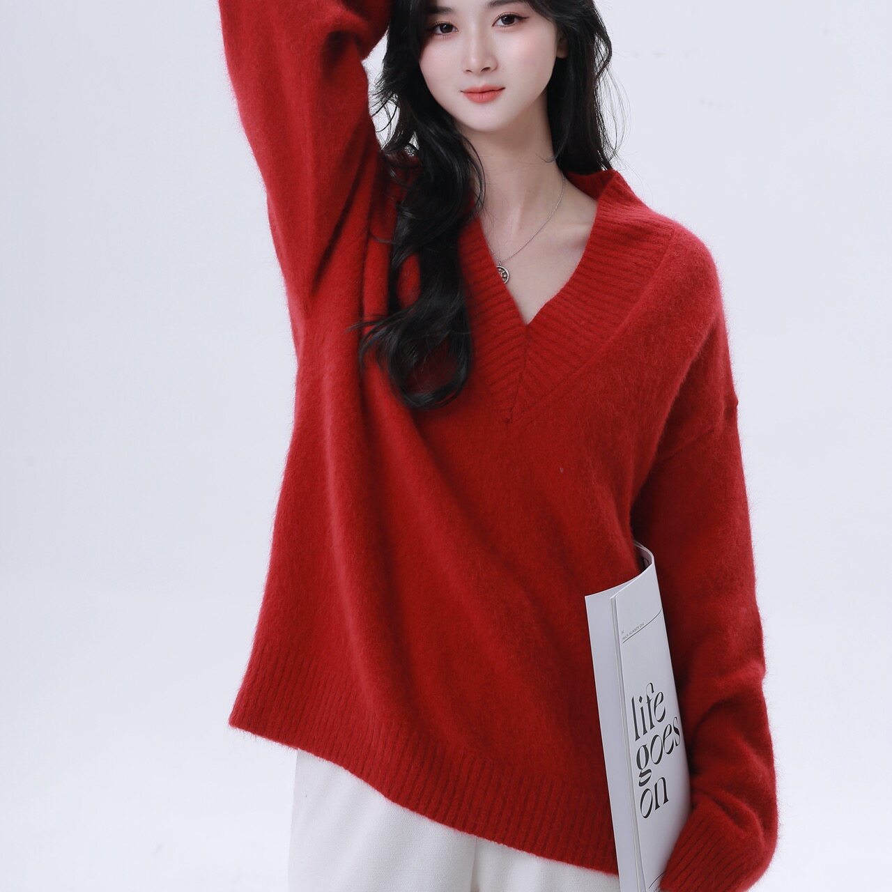 现货浣熊绒V领毛衣气质温柔百搭
