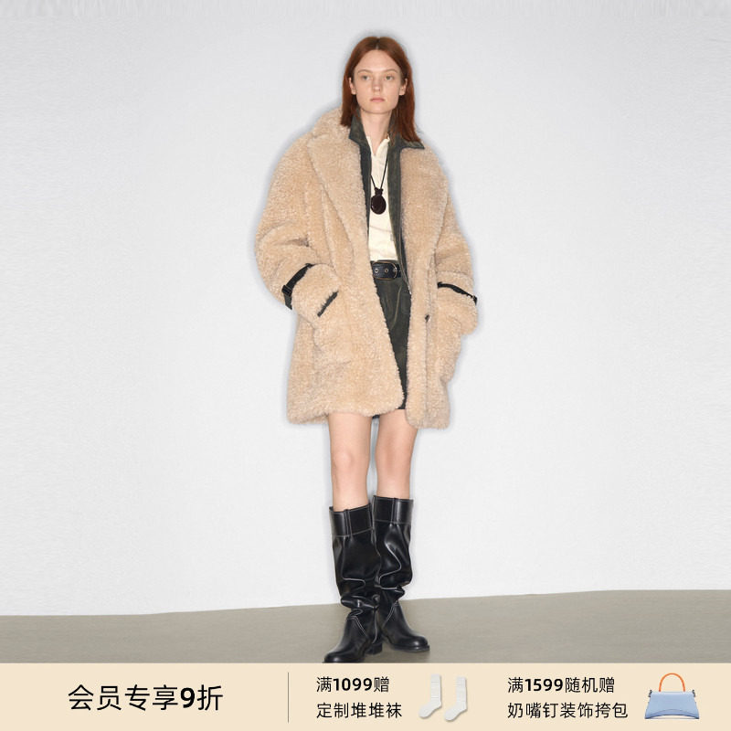 lost in echo2025冬季新款气质宽松大翻领仿羊卷毛中