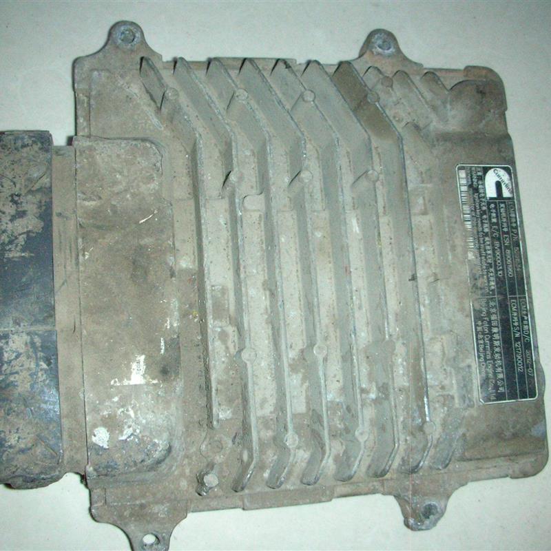 适用东风玉柴发动机电脑板0281020134原厂拆车件FC700-3823351