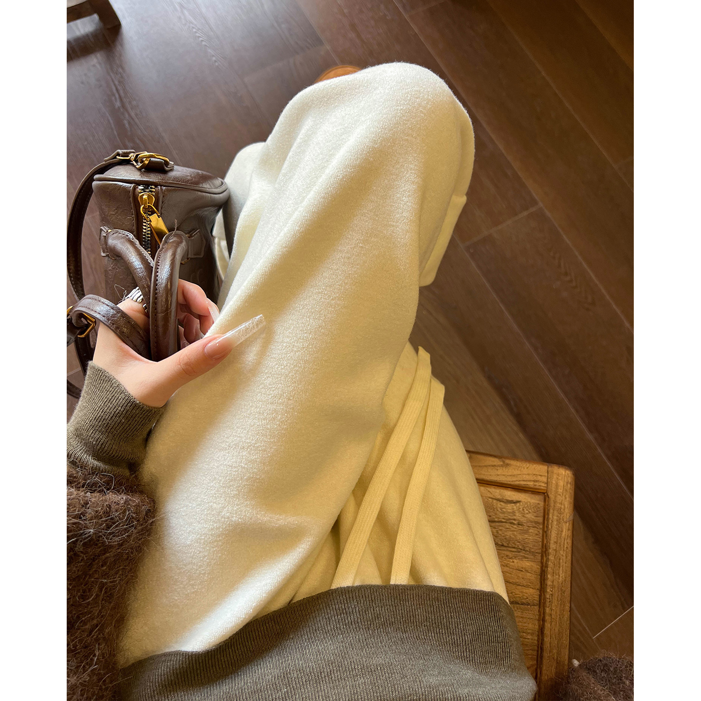 高腰通勤花约季加绒加厚白色裤子