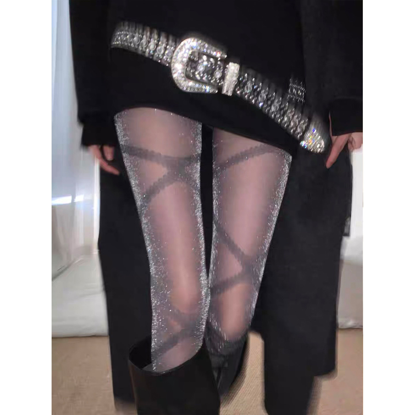 黑丝+黑靴子~高级感拉满！超时髦！交叉纹高级闪亮搭靴子气质辣妹,女士内衣/男士内衣/家居服,连裤袜/打底袜,淘宝优惠券,粉丝福利购,淘宝优惠卷