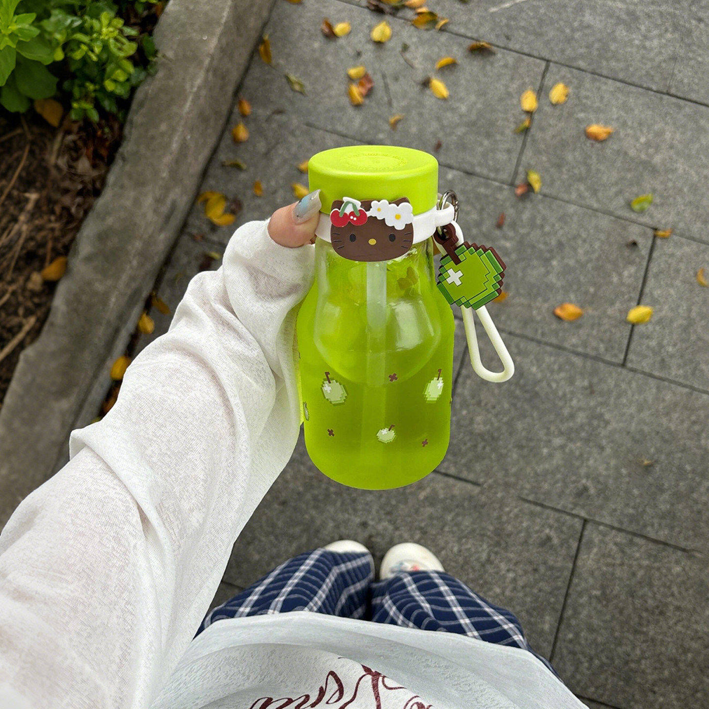 青苹果水杯女生高颜值大容量学生夏日上学专用可携式随手咖啡果汁