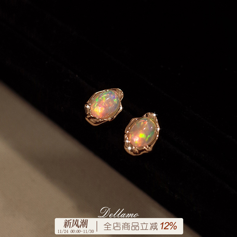 火彩很好的欧泊原创设计耳饰