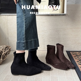 巨好看的显瘦内增高加绒小短靴女2025爆款秋冬绒面平底瘦瘦裸靴子