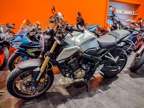 本田CBCBR650R改装刹车油管钢喉