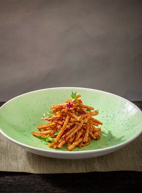 速发级色艺术美凉酒店陶瓷绿色餐具会所明档高特学菜摆盘意境融合