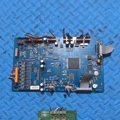 喷码机主板拆下来ALTERA EP1C6Q240C8N FP