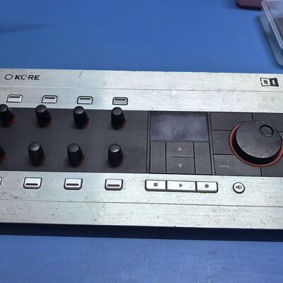 NATIVE INSTRUMENTS KORE2控制器