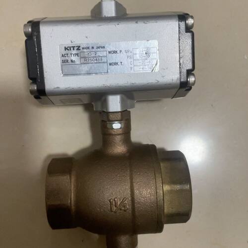 日本北泽气动球阀 型号：C-TFE 11/4没用过但是不善表