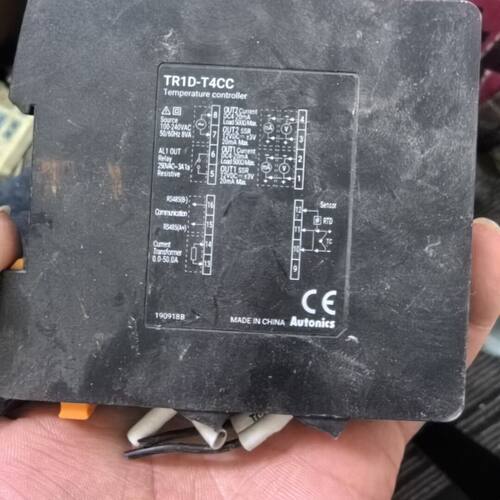 奥托尼克斯温度控制器 TR1D-T4CC