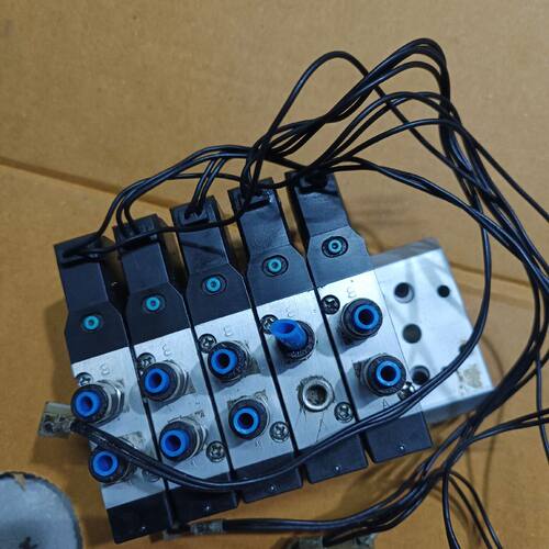 KURODA黑田机械手电磁阀RCS2413-01-D24L-