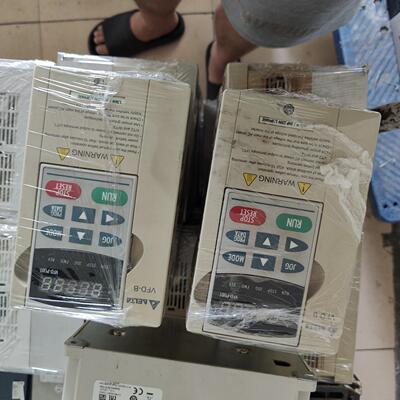 台达b系列变频器1.5kw-220v VFD015B21A