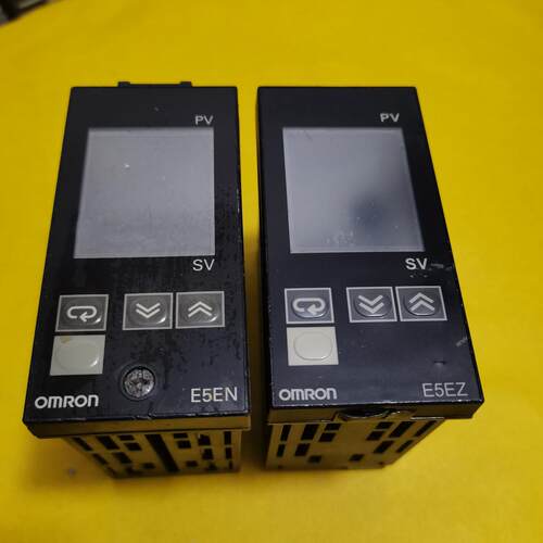 龙温控器E5EZ-R3  E5EZ-Q3HTC