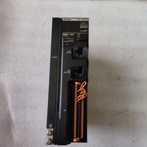龙R88D-1SN04H-ECT     400W拆机件