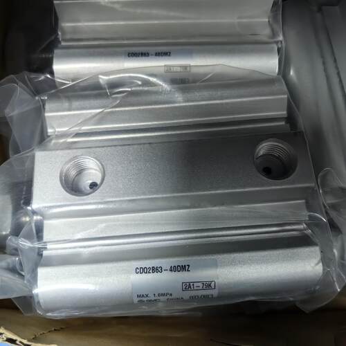 CDQ2B63-40DMZ 气缸