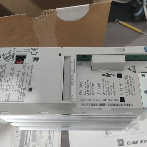 lenze伦茨变频器E82EV751K2C 0.75kw