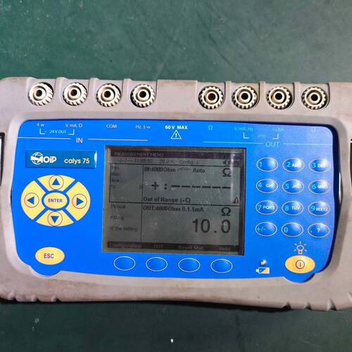 法国 AOIP calys 75多功能校准仪 带电源适配器。