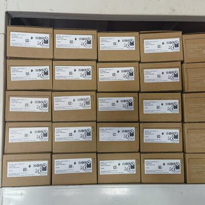 台达plc  DVP14SS211T  DVP16SP1