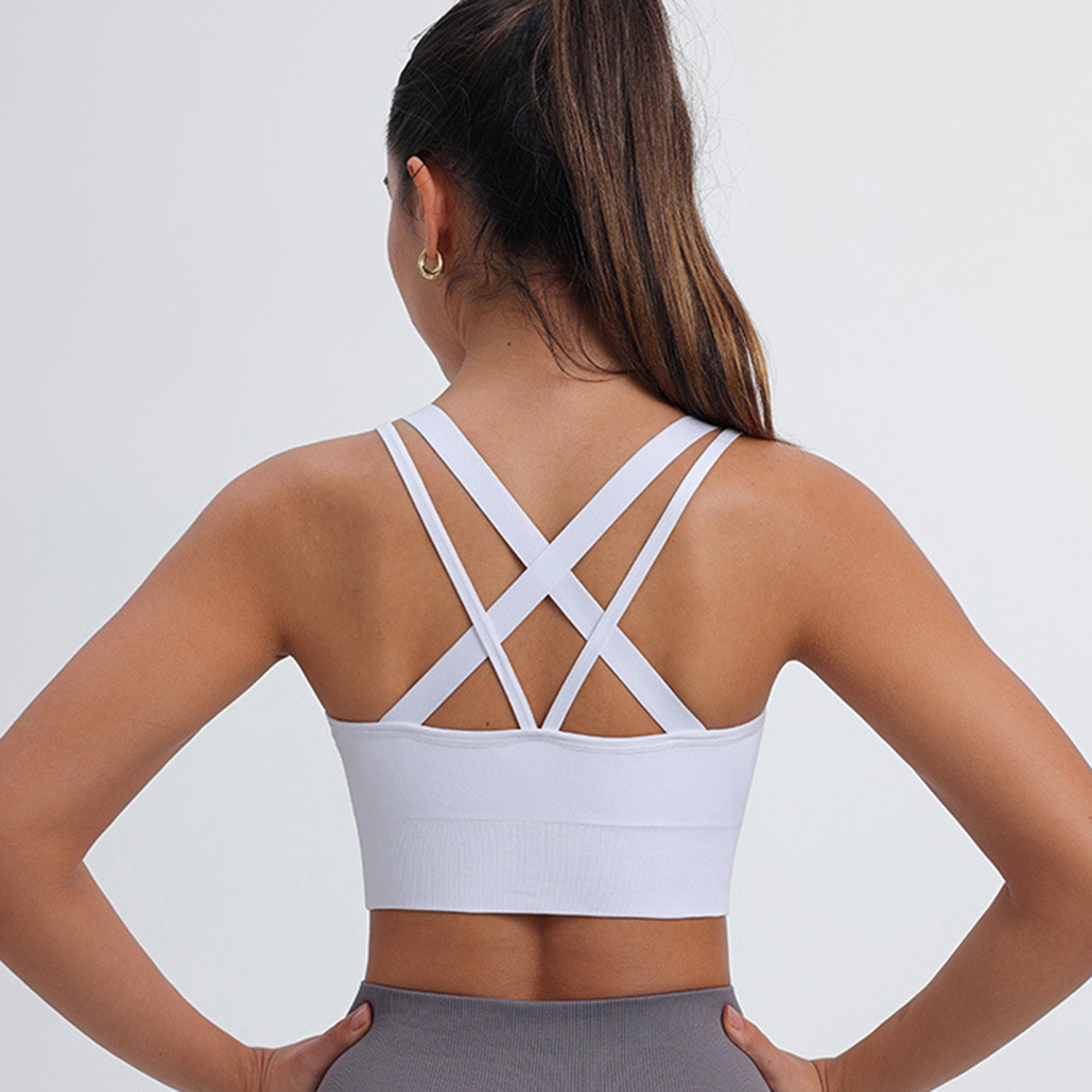 交叉带美背瑜伽内衣无钢圈