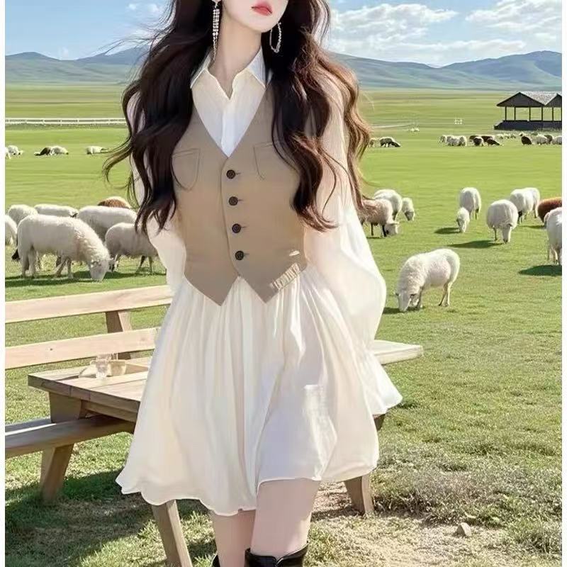 跨境春装新款法式高级感漂亮独特气质海边度假白色假两件连衣裙子